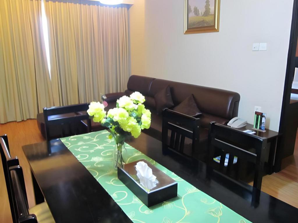 Grand Antares Hotel Medan Esterno foto